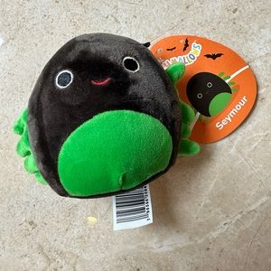 Squishmallow Seymour the Spider